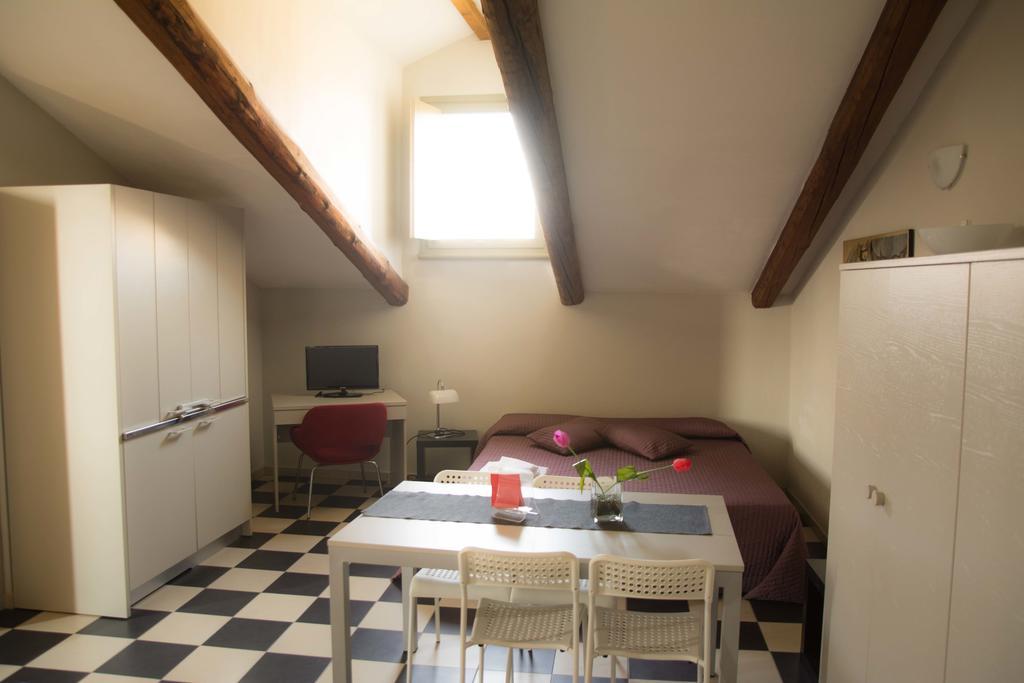 Cascina Marchesa Hotel Торино Стая снимка